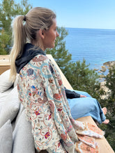 Load image into Gallery viewer, Cashmere embroidered, off white/bright colors
